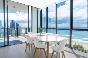 3BR- Luxury Penthouse Gold Coast